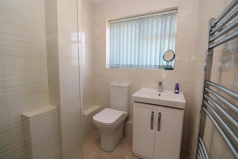 Cloak/Shower Room