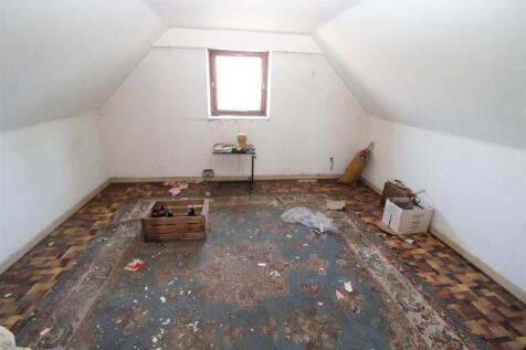 Attic Room 2
