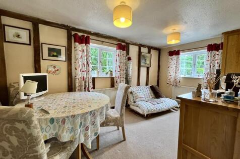 Dining/family room