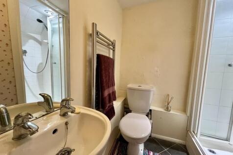 First floor shower room
