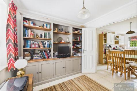 Dining Room (Snug)