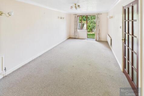 Sitting / Dining Room