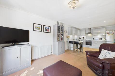Open Plan Kitchen-Lounge-Diner