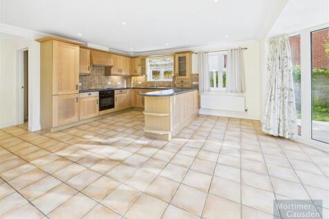 Kitchen/Family Room