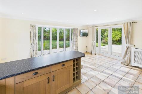 Kitchen/Family Room