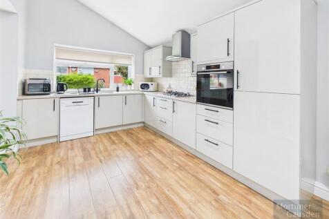 Kitchen/Diner/Family Room