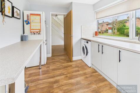 Utility/Breakfast Area