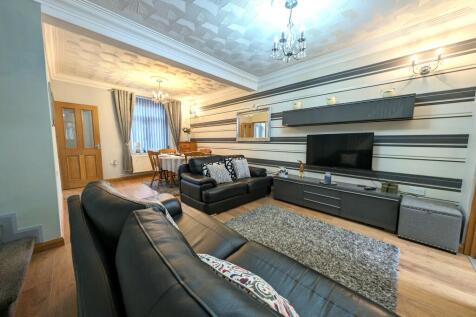 Lounge B