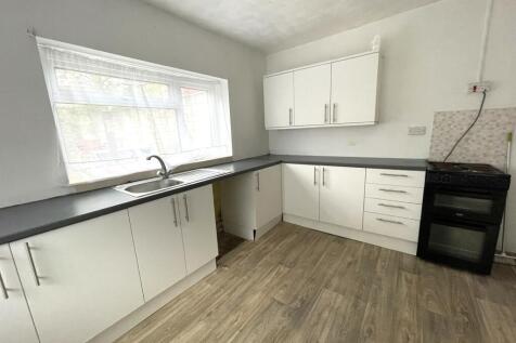 Kitchen c.JPG