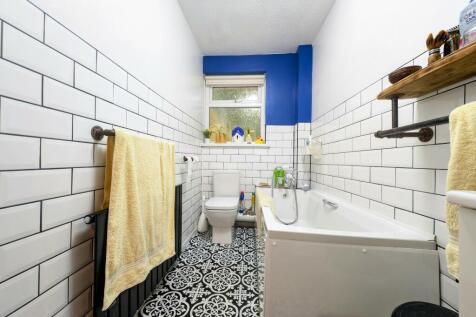Upstairs Bathroom