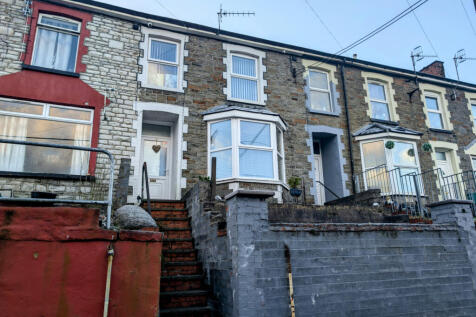 3 Bedroom Terraced for Sale