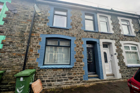 3 Bedroom Terraced for Sale