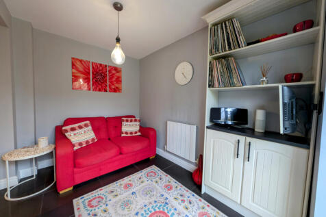 Breakfast Room