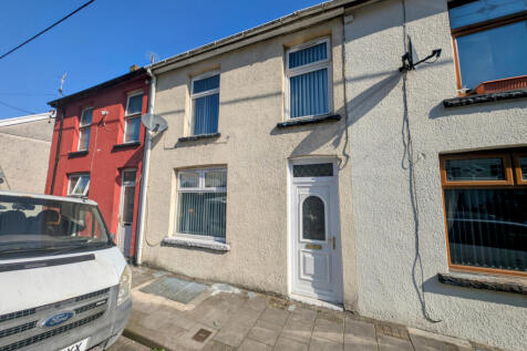 3 bedroom Terraced for sale
