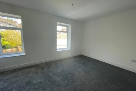 Bedroom 1a.JPG