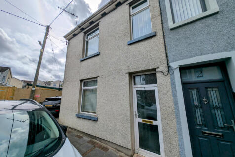 3 Bedroom Terraced for Sale