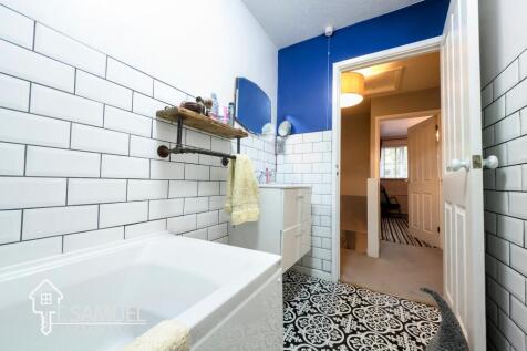 Upstairs Bathroom