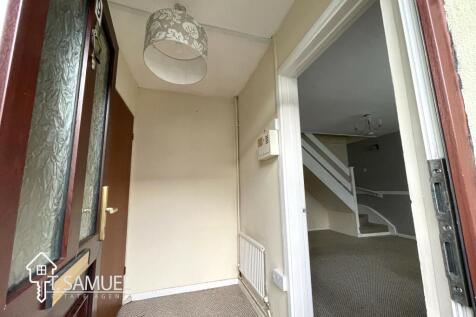Hallway a.JPG