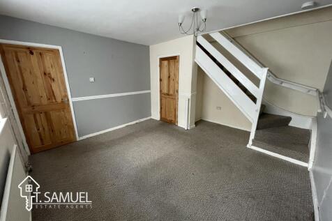 Lounge c.JPG