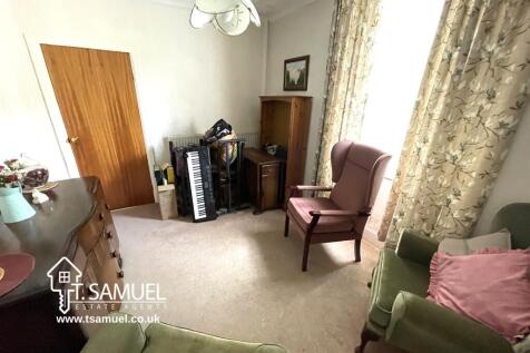 Reception room 1a.JPG