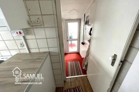 Inner hallway.JPG