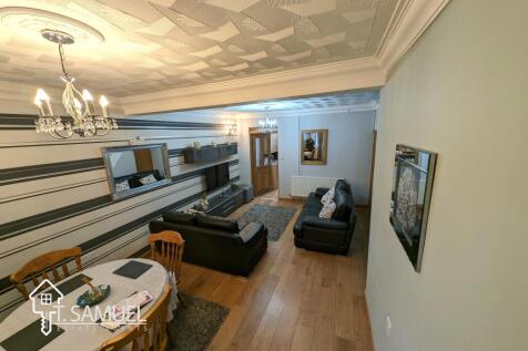 Lounge A