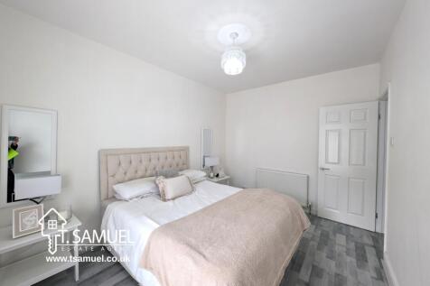 Bedroom 2a