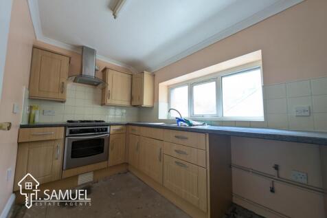 FLAT KITCHEN