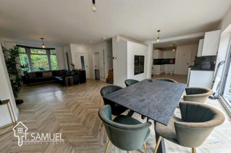 Lounge / kitchen diner