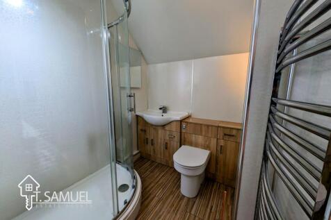 Downstairs shower room