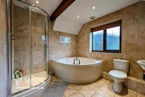 En-suite Bed 1