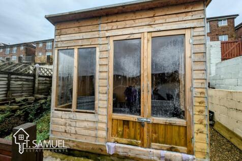 Summer house