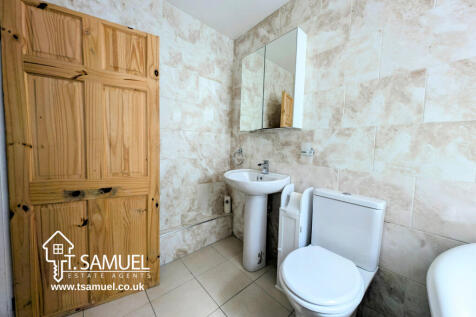 Downstairs bathroom