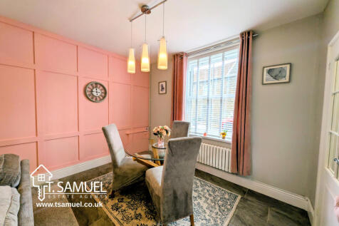 Lounge/Diner