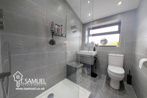 Downstairs Bathroom