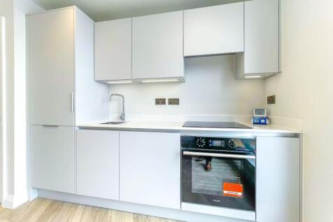 44 Bowmont kitchen m