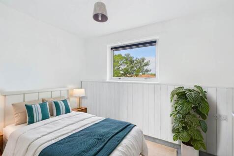 BEDROOM 2 (AI)