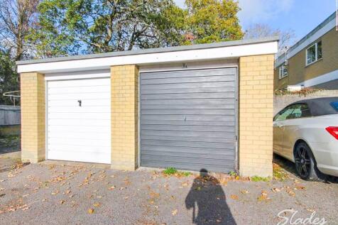 3a Saulfland garage