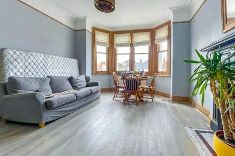 26 Stourcliffe Loung