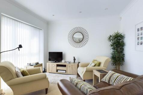 7 erinvale lounge ma