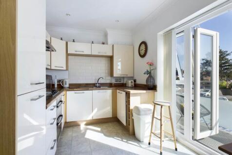 7 erinvale kitchen m