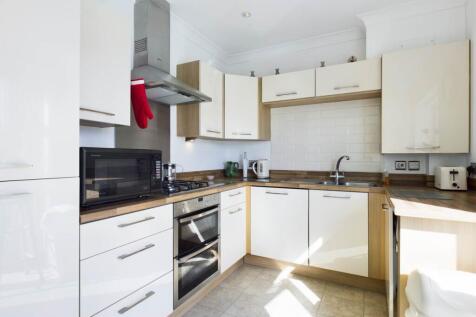 7 erinvale kitchen 2