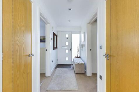 7 erinvale hallway 