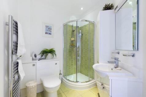 7 erinvale en-suite