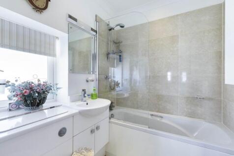 7 erinvale bathroom