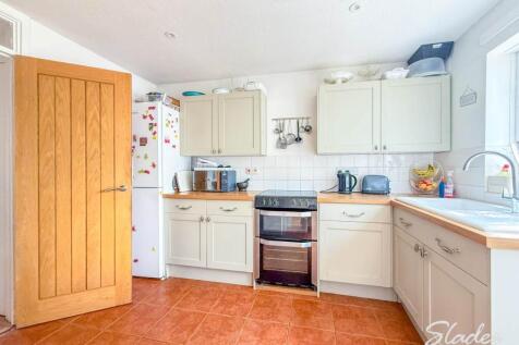 KITCHEN (2)