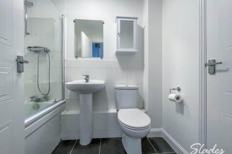 9 gardner bathroom 