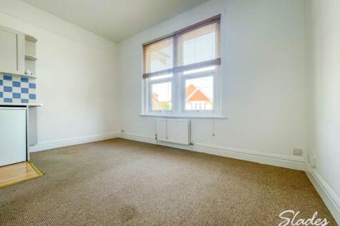 4 stourcliffe lounge