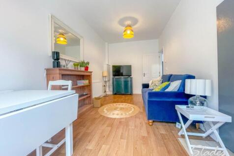 Flat 2 woodside loun