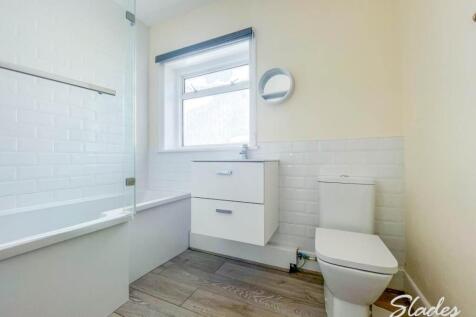 9 Harbour bathrom 